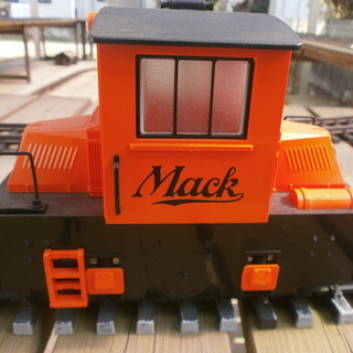 G(45mm) 入換用B型ﾃﾞｨｰｾﾞﾙ　Mack 貨車1両付　...