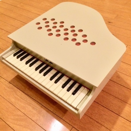 品質は非常に良い  カワイ ミニピアノ P32 ホワイト  おもちゃの楽器 楽器玩具