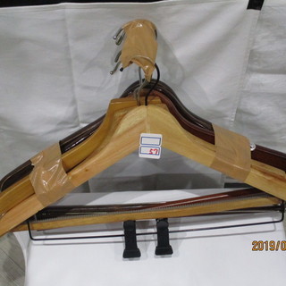 木製ハンガー6本セット