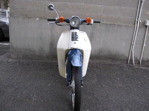 明石市　神戸市　ホンダ　スパーカブ　Ｃ50　青