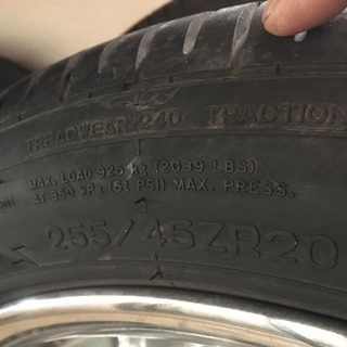 ［値下げ］20インチホイールタイヤ4本セット255/45ZR20 6穴