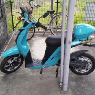 電動バイクです。新品同様だけど。