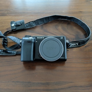 SONY ミラーレスカメラ　NEX6