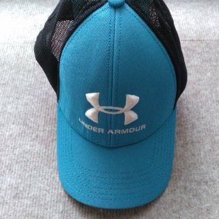 UNDER ARMOUR ベースボールキャップ メッシュ