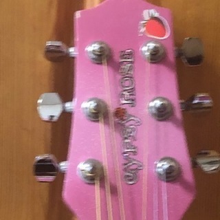 ピンクのギター