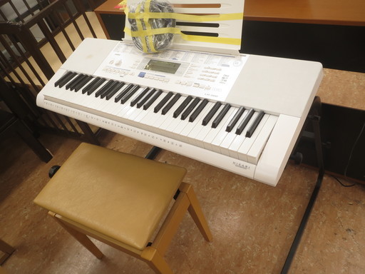 【引取限定】【小倉南区葛原東】 カシオ キーボード ピアノ LK-222 イヤホン付き