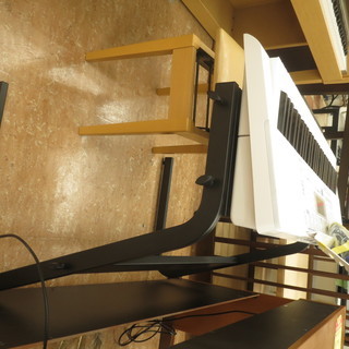 引取限定】【小倉南区葛原東】 カシオ キーボード ピアノ LK-222