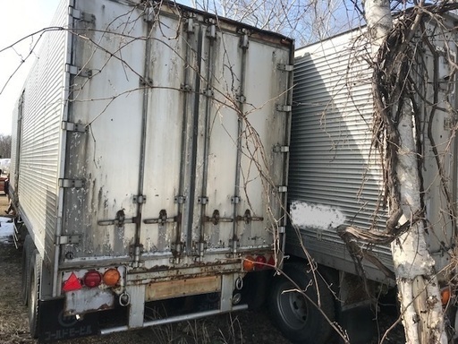 値段交渉大歓迎！激安【超希少】大型トラック 冷凍コンテナ① 倉庫