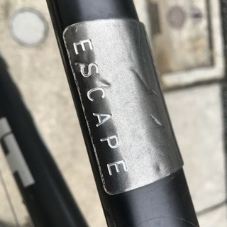 ジャイアント クロスバイク エスケープ エア マットブラック 中古品 