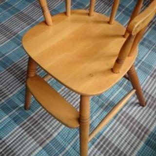 子供用木製椅子