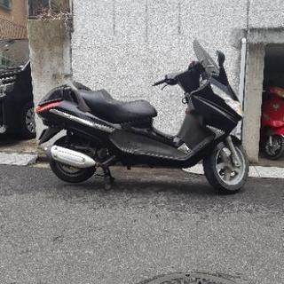 PIAGGIO ピアジオ X8 200
