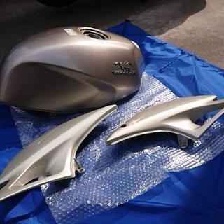 更新【再値下げ】バリオス2　GSX250FX　タンク