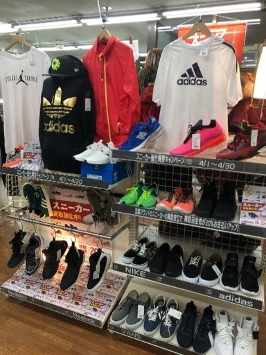 スニーカー揃えました。NIKE NEW balance
