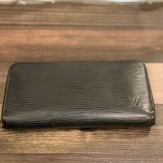ルイヴィトン エピ 財布