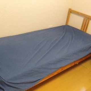 IKEAのベッド一式、譲ります！