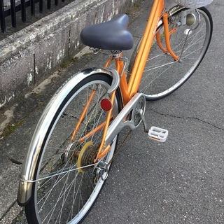 良品★27インチ・自転車 シマノ外装6段変速・オレンジ系・シフトレバー、サドル新品交換。 良品☆27インチ・自転車 シマノ外装6段変速・オレンジ系・シフトレバー
