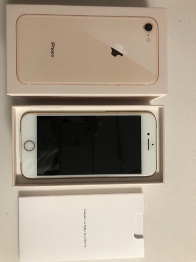 iPhone8 64GB simフリー　早い者勝ち❗️