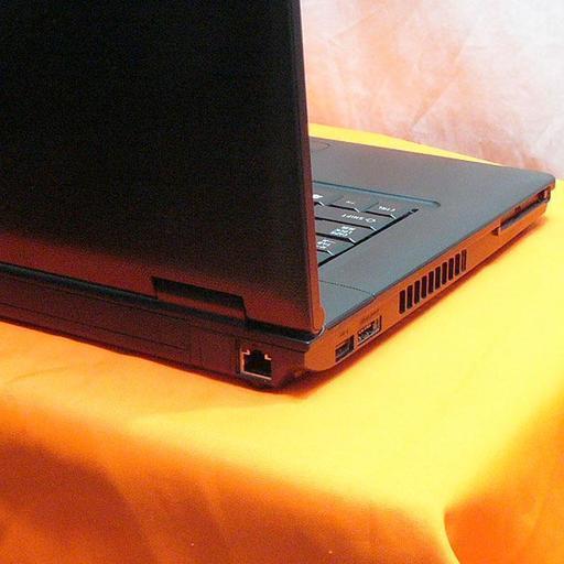 SSDで高速起動☆WiFi搭載快適NET♪東芝L41 【公式通販】
