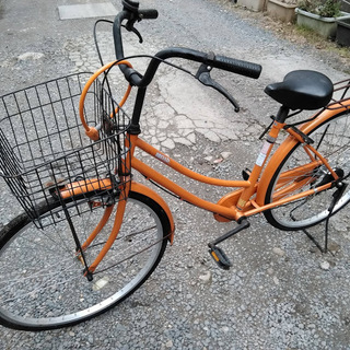 ２６インチ　自転車　軽快車　オレンジ系