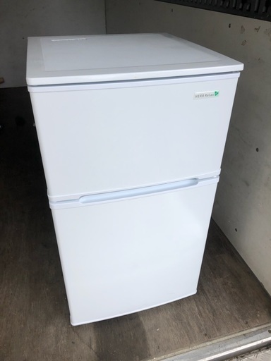 冷凍冷蔵庫 ノンフロン HERBRelax　YRZ-C09B1 直冷式 ヤマダ電機オリジナル 90L  2017年製