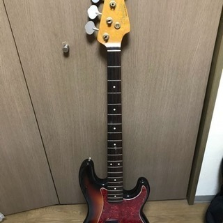 アコースティックギターとエレキベース