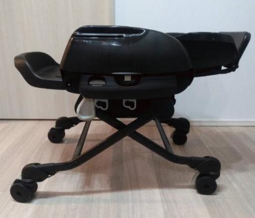 コンビ　ネムリラ　美品