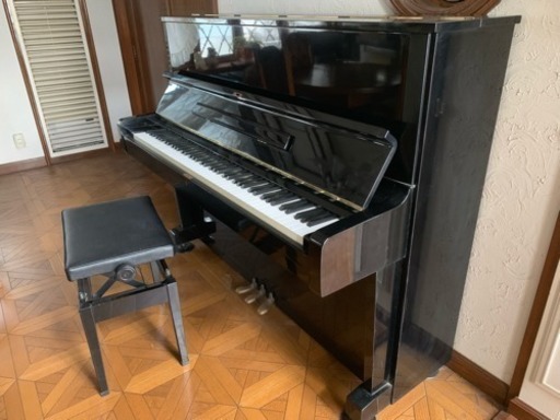 ヤマハ YAMAHA アップライト ピアノ 黒 ブラック 椅子付