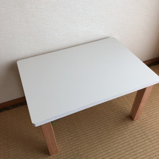 折りたたみ机