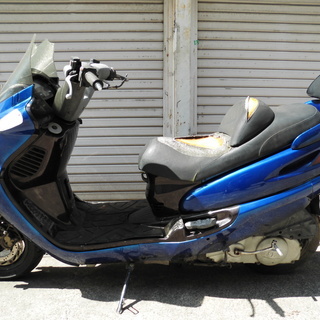 sym rv125 シムＲＶ１２５　部品取り キャブ車 書付き 鍵有 不動 NHRCマフラー ボアアップ？ スワップ素材にも ジャンク扱いで sym rv125 シムRV125 部品取り キャブ車 書付き 鍵有 不動 NHRC