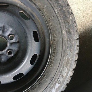 スタッドレスタイヤ ホイール付き4本 