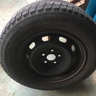 スタッドレスタイヤ ホイール付き4本 