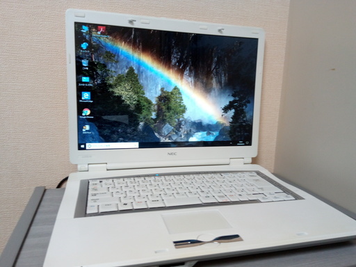 ノートパソコン  NEC Lavie LL370/R Windows10