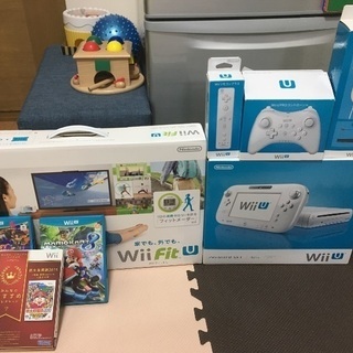 Wii Uプレミアムセット wiifitUセット 他ソフト3つ