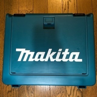 マキタ 充電式インパクトドライバー TP131DRGX