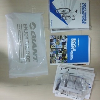 【取引中】ほぼ新品　GIANT　105フルカーボンロードバイク