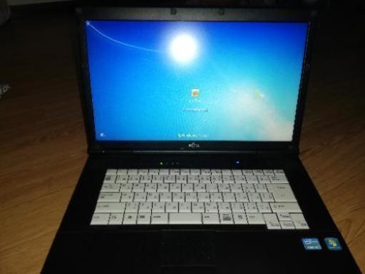 【激安】富士通 LIFEBOOK A572/E【美品】