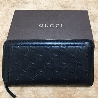 GUCCIの財布
