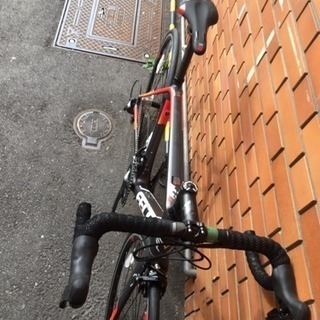 新車 FELT FR6 定価235.440円