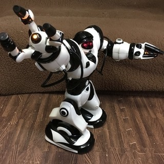 赤外線二足歩行型ロボットラジコン  ロボアクター
