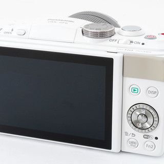 Panasonic Lumix DMC-GF6W ホワイト レンズキット★極上美品★自分撮りミラーレス★レンズフード、8GB新品SDカード付き！