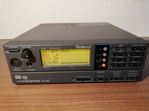 ROLAND SC-88(MIDI音源)