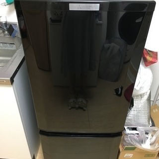 【2017年制】冷蔵庫 1年半のみの使用 146L