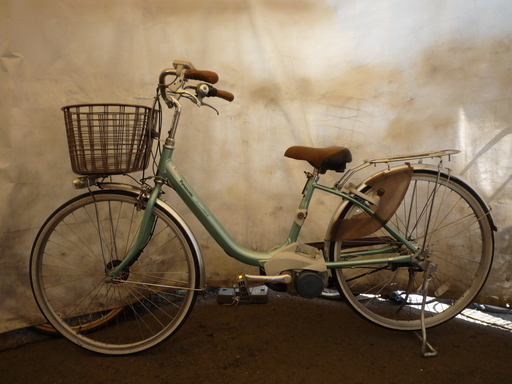 PA050304M　 適正価格！近隣配送費込　パナソニック　VIVI　LIGHT　U　(2014)