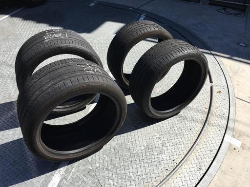 R8等 F/235/35R19 ：R295/30R19の4本「コンチネンタル」
