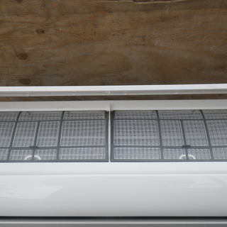 ■美品■ルームエアコン日立 6～9畳 白くまくん RAS-A22F RAC-A22F 100V 2017年製 配達可 