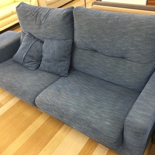 関家具 ファブリック製二人掛けソファー オットマン付き【トレファク