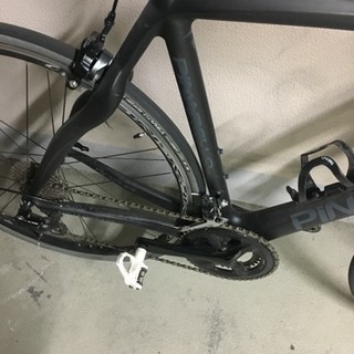 フルカーボン イタリアンロードバイク PINARELLO 
