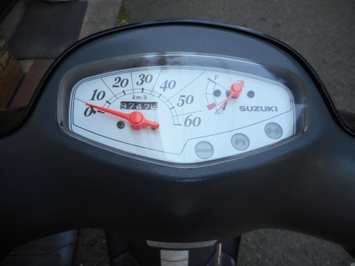 レッツ4　スピード抜群　スペアキー有　タイヤ前後バリ山　Vベルト新品　Eオイル交換済 レッツ4 スピード抜群 スペアキー有 タイヤ前後バリ山 Vベルト新品 E