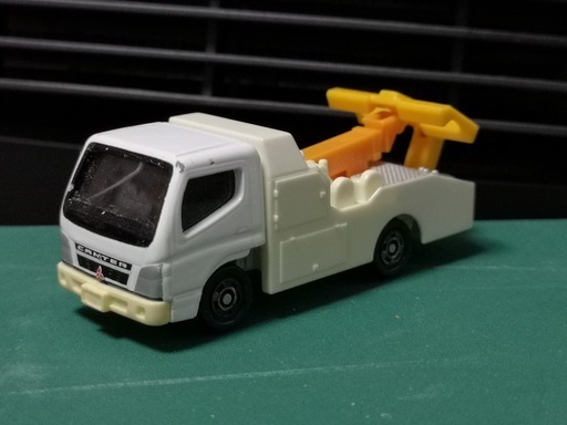 絶版トミカ 2 4 三菱ふそう キャンター レッカー車 2台セット ミニカー博士 三河島のミニカーの中古あげます 譲ります ジモティーで不用品の処分