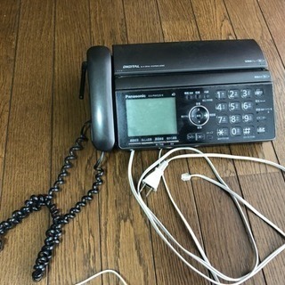 パナソニックのファクス電話機です。